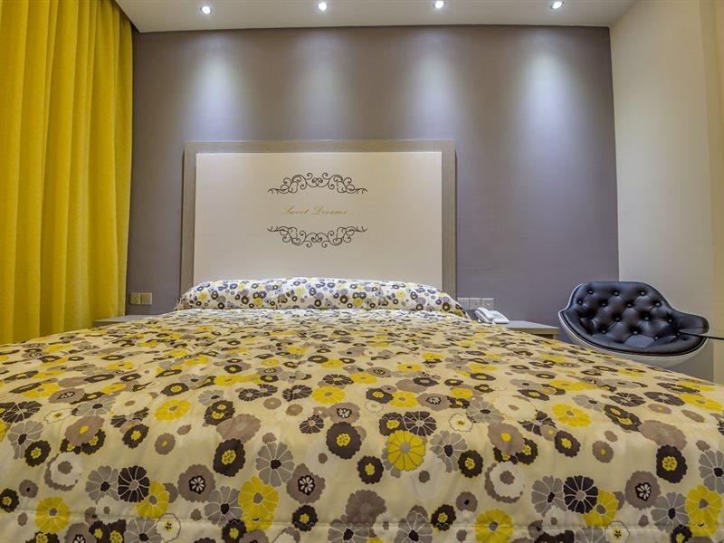 Nicholas Color Hotel Айя-Напа Экстерьер фото